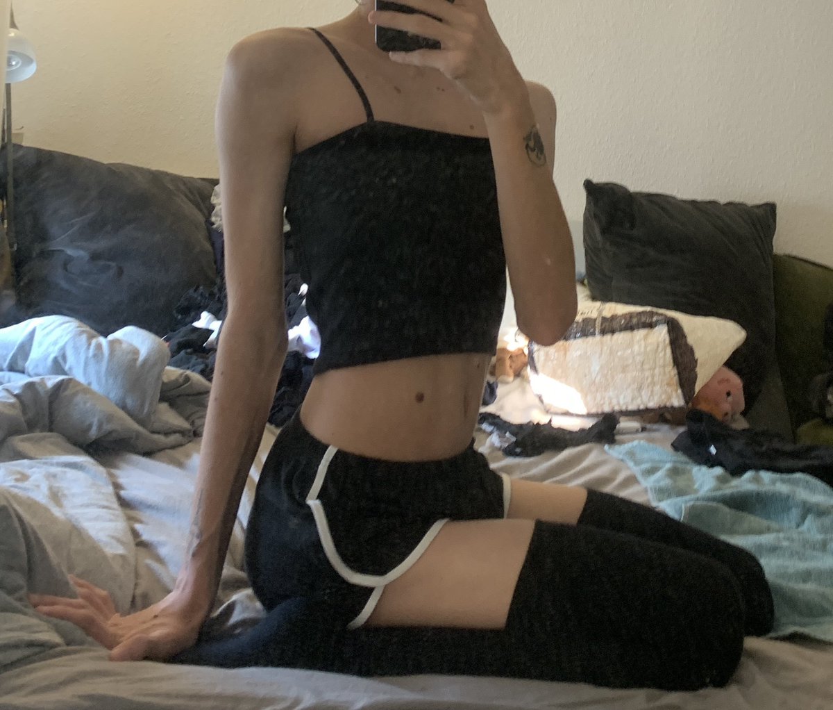 yukefb's tweet photo. I just need someone to take out their anger on me #femboy https://t.co/tjshMn3xAT