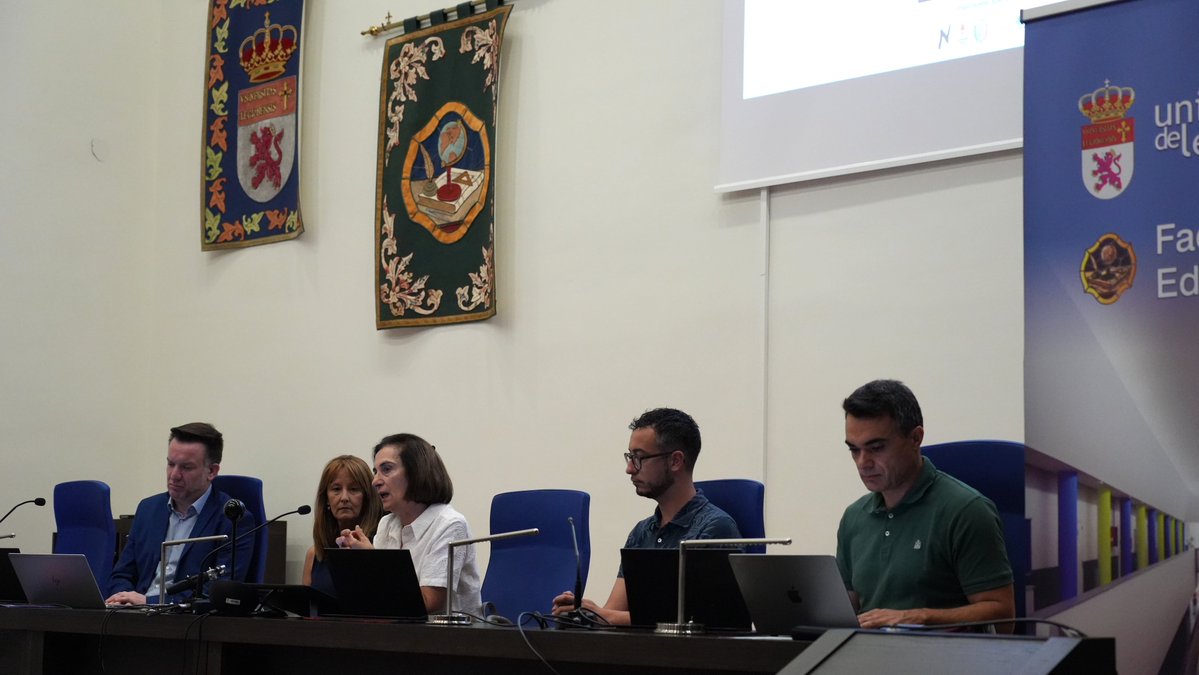 unileon's tweet photo. 📲🌍 La ULE, a través del grupo de investigación Edutools, ha diseñado los contenidos de la futura DyDi App, una aplicación que ofrecerá formación práctica e interactiva para ayudar a universidades y entidades sociales a gestionar la diversidad de una forma más inclusiva y eficaz https://t.co/6zQnmRmjNV