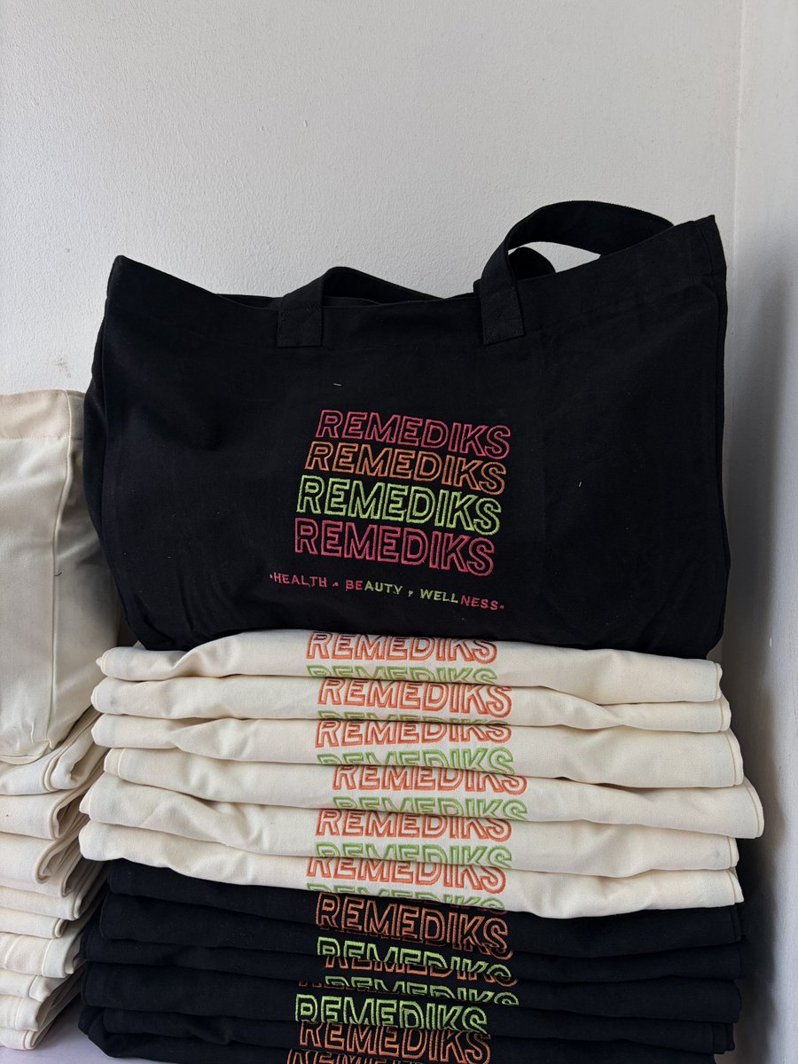 ojsneedle_'s tweet photo. Totebags for ReMediks https://t.co/gWwv4xhFEw
