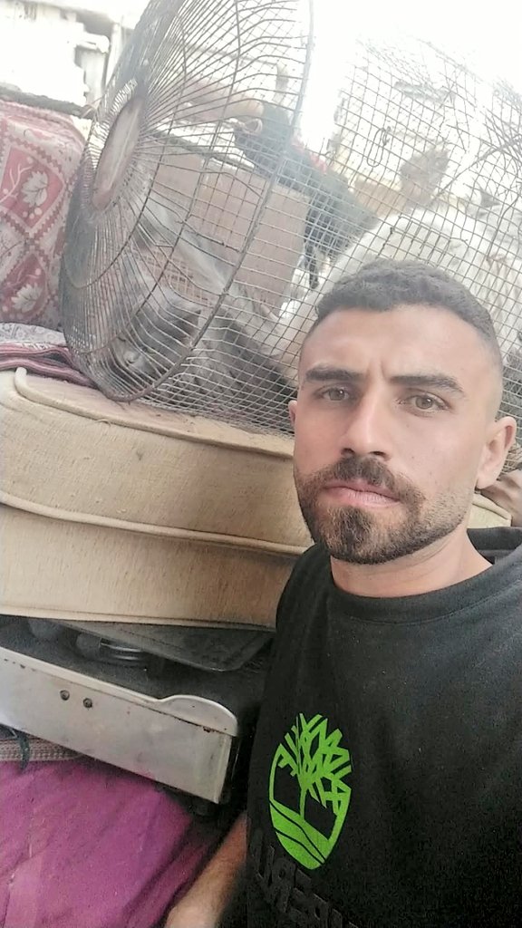 yousefmohmoud25's tweet photo. We are still alive here, but we are not okay at all 💔🥺🐈‍⬛ https://t.co/2ezjoWJ5Wx
