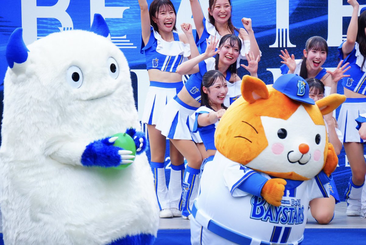 suta_cham's tweet photo. 1人で風船におびえるスターマン

#baystars
#スターマン
#バート
#diana
2026.07.17 https://t.co/olPZlOrxjc