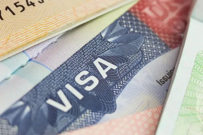 SIKAOFFICIAL1's tweet photo. Ethiopia has maintained its strict visa policy, granting visa-free entry to citizens of only two African countries.

Under the country’s latest immigration policy, nationals of Ghana and Nigeria remain among the many African travelers required to obtain visas before entering Ethiopia, with only Kenya and Djibouti exempt from the requirement.

[🎥: Africa News]
