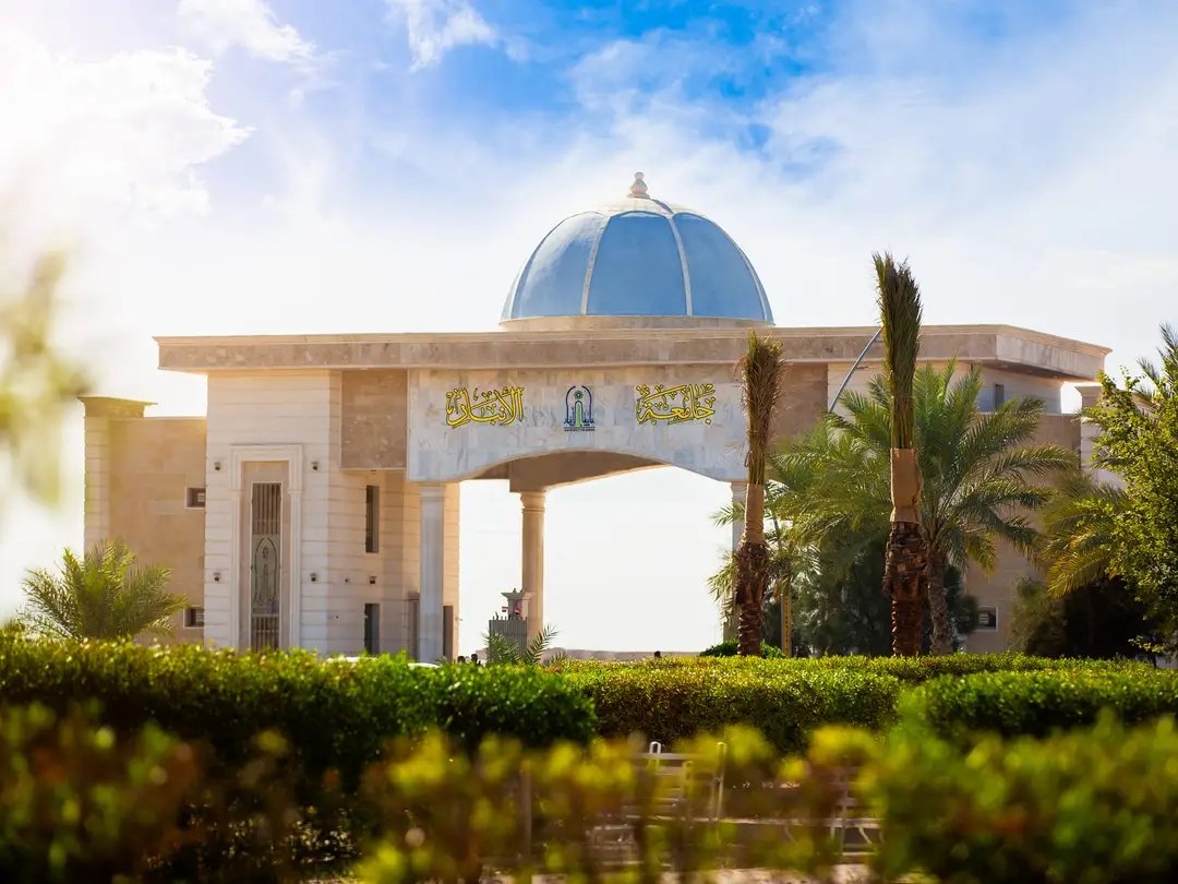 r6s7s's tweet photo. تجوب مع الأيام منا العواطفُ 
فما بعدت عنا لعمري المعارفُ

وما نضبت عين البديع وحولها
ينابيع علم أكبرتها العوارفُ

أكابر إبداع تناهت طيوبهم
تغنت لهم نشد الجمال لطائفُ

فجامعة الأنبار دوما عهدتها
منار ارتقاء عندها المجد سالفُ

أساتيذ فخر بالمدارك أبدعوا
وَتُسعفني فيما اهتديت مواقف https://t.co/iSBxg9kUOc