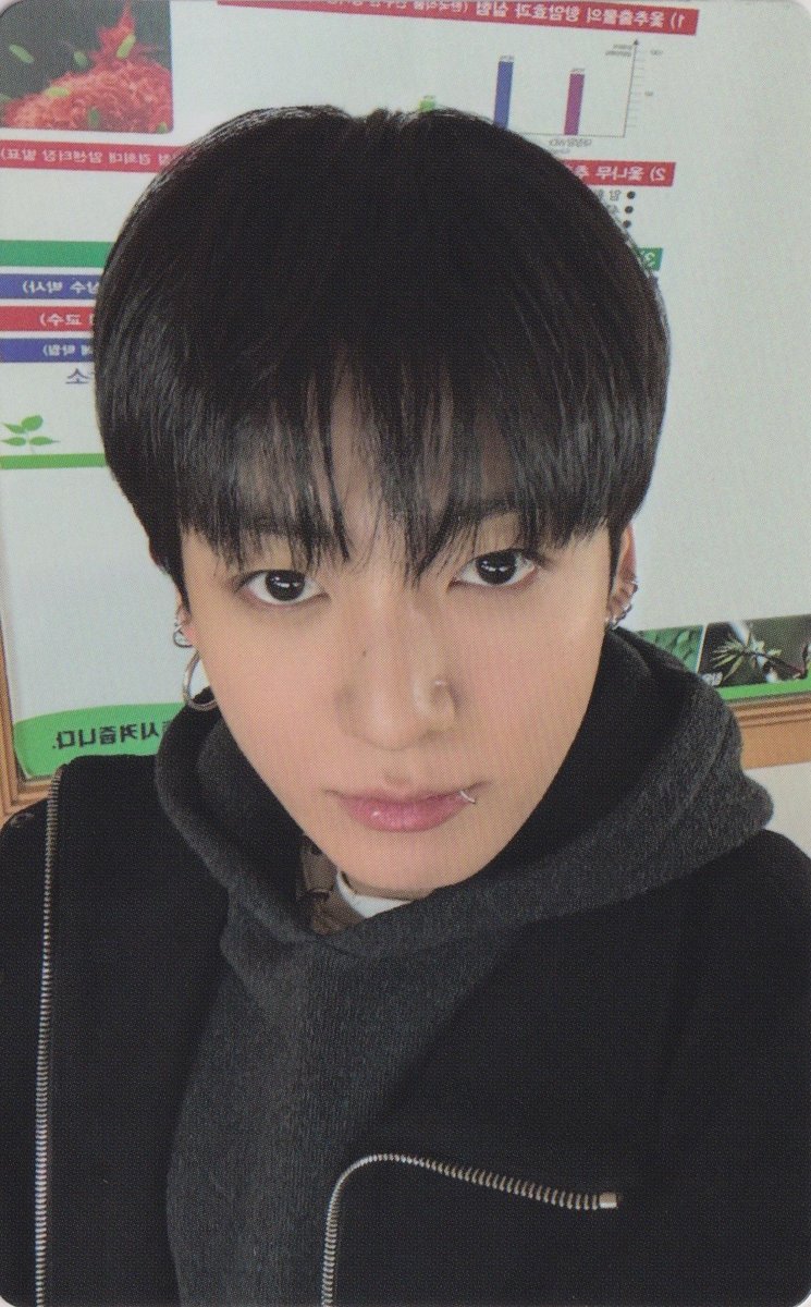 btsfancafe__twt's tweet photo. [scan] ARIRANG - Weverse Global Selfie Set B Photocards (2/2)

#BTS #방탄소년단 #BTS_ARIRANG https://t.co/4ARPyk9yPa