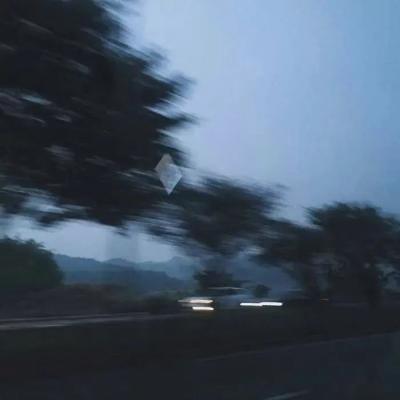 tininarias's tweet photo. Listening to lo-fi beats while working from home is the productivity hack I didn’t know I needed.   🎌 https://t.co/oAVWmRA3nH