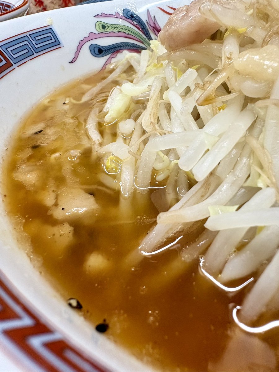 Notriwagomenda's tweet photo. ラーメン二郎 栃木街道店
小ラーメン
つけ麺甘いの
御養卵
鰹ぶし
岩下のピリ辛らっきょう
時がキタ玉乱おじさん五回目のミブジつけ麺玉乱♪
麺だけで変な声出ちゃう位美味い♪
つけ汁と飲めば瞬＆殺！黄身纏った麺inつけ汁で宇宙の鼓動を感じらっきょうビッグバン完食dea~th♪
旨い一杯ご馳走様です😋 https://t.co/TLNaQV9uoR