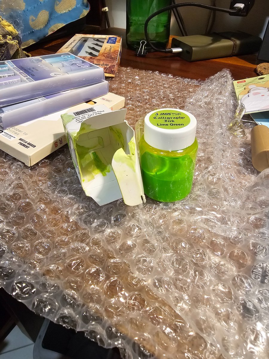EfficacyCoach's tweet photo. I purchased some stationery items from @inkarto_india_ and one of the ink bottles leaked in transport. I tried calling them emailing them messaged on instagram but no response. They are just a sales organisation with no customer service. Dont buy from them. Pics attached. https://t.co/lMRgTv9zcN