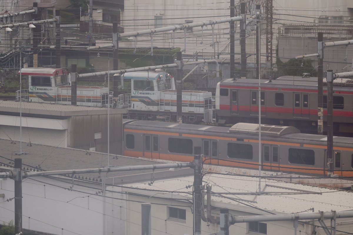 makodeha's tweet photo. 2026.7.17
E233系 
ケヨ553 + ケヨF53編成（7-8-9-6号車）
TK入場中
入場検査場方向に移動されました。 https://t.co/c2rn1LkBam