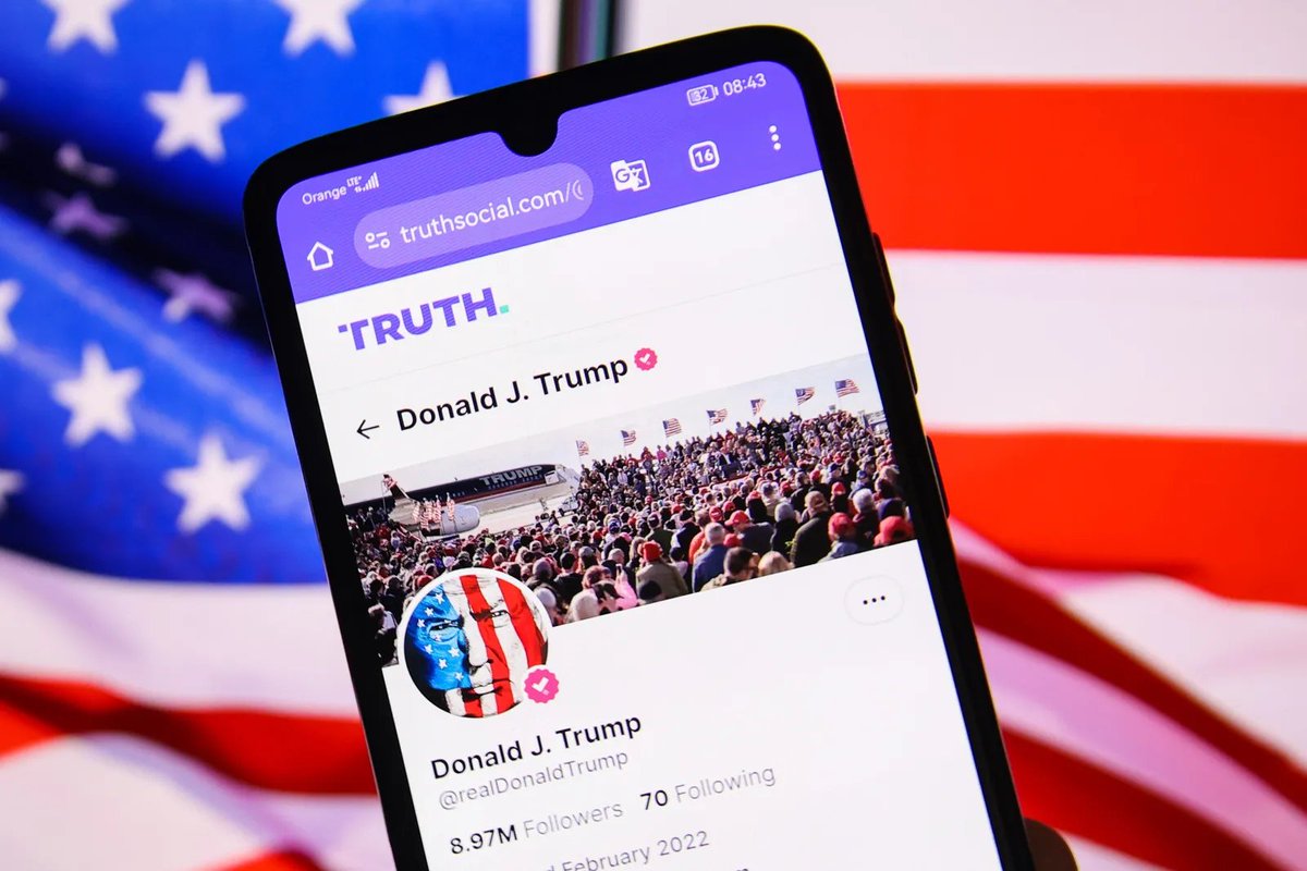 Laur1nas's tweet photo. 🇺🇸 JUST IN: Trump Media launches Truth API for banks and trading firms.
The paid feed offers ultra-fast access to Truth Social posts — including Trump’s own — for real-time stock trading and sentiment monitoring. https://t.co/cgQQekdl52