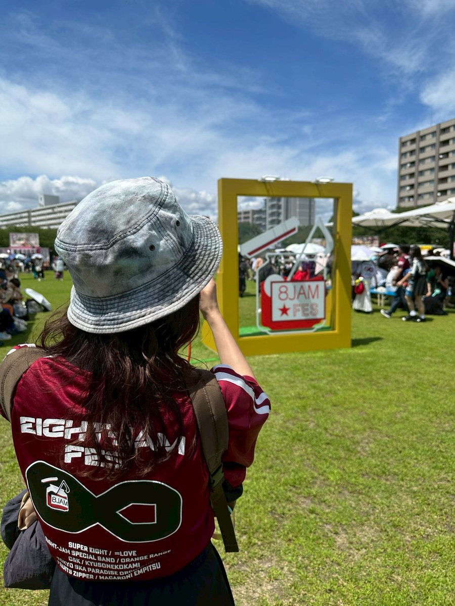 shakepan8's tweet photo. アイドルちゃんたちはキラキラパワー貰えたし、C&amp;Kはあんなひょうきんでクレバーな人達だとは知らなかったし、セイヤの全力ダッシュは超痺れたし、オレンジレンジは青春だし、スカパラは北原さん巣立たれて初だったけど変わらぬ熱量だったよ！！！
 #エイトジャムフェス
#eightjamfes https://t.co/uEJFX3FQWe