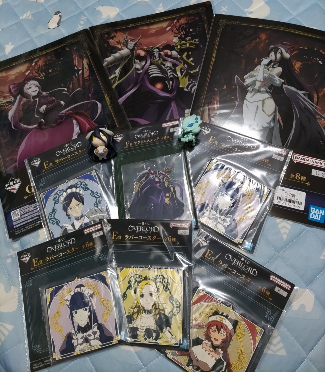 P0P084's tweet photo. 本日の戦利品🫶🏻
アインズ様のクリアファイルとアクスタゲットできて大満足！ https://t.co/TwI8T2uFAD