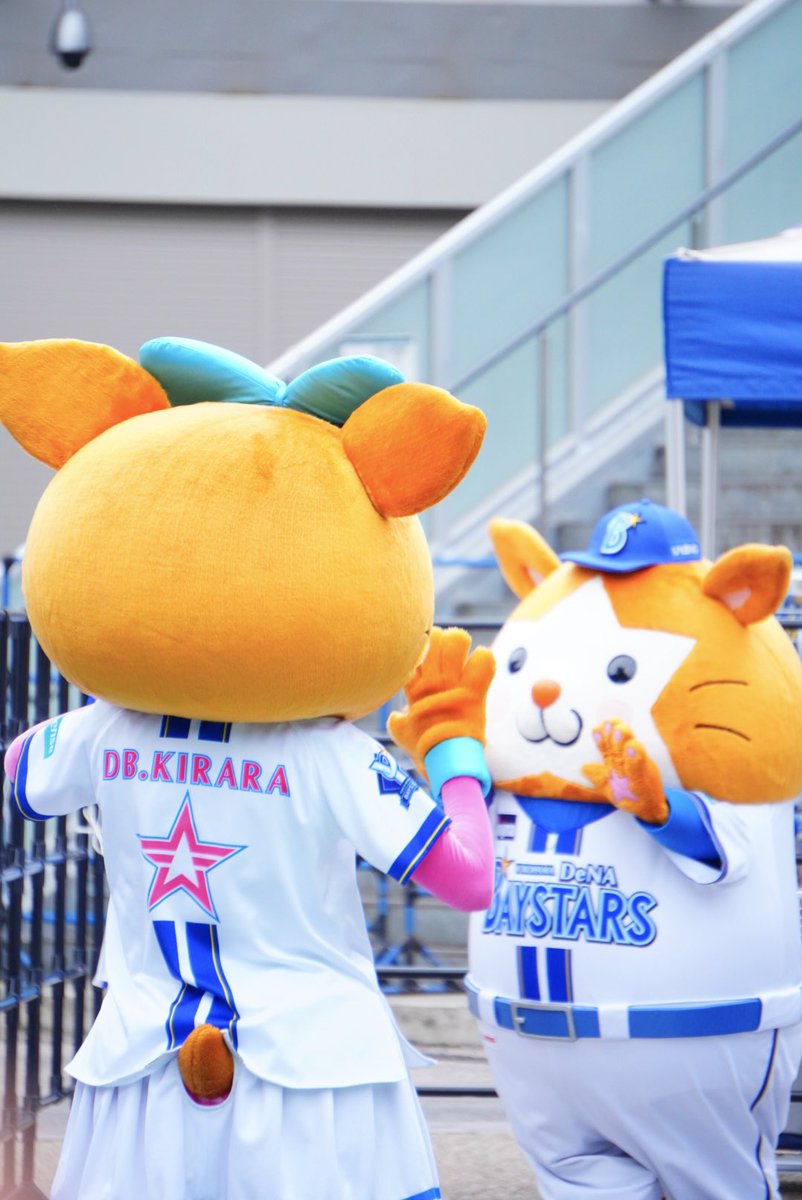 suta_cham's tweet photo. 青春

#baystars
#スターマン
#DBキララ
2026.07.17 https://t.co/xBRys4Bqpb