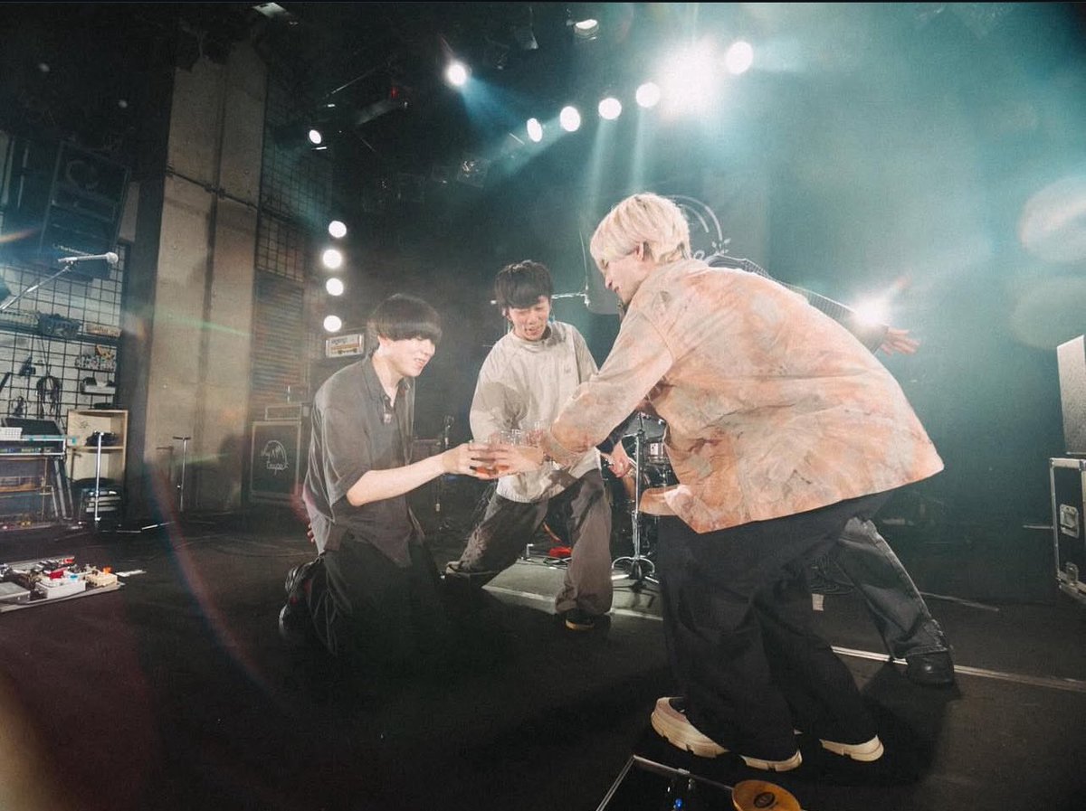 o65_hi's tweet photo. Shytaupe デビュー2周年おめでとう✨️どんな時も救ってくれたのは3人だし何か好きな人とか好きな曲居ないの？って言われて言うのも必ずシャイトープだよ今でもね沢山の幸せと生きる希望と楽しい思い出をありがとう❤️これからもこの先もずっと好きなのはシャイトープです。@shytaupe https://t.co/7pDjoZA7Dt