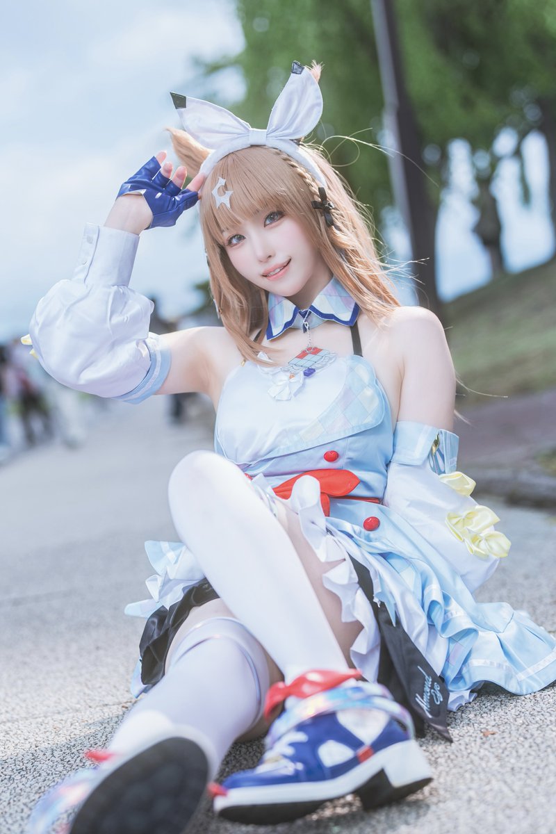 gngn_P's tweet photo. アーモンドアイ
ウマ娘 コスプレ🐴 https://t.co/ctBHW6LM0n