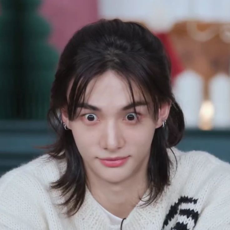 Hyunjin. tweet media