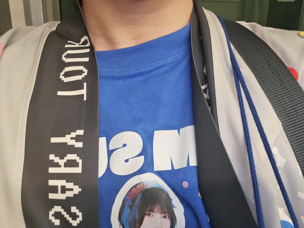 KOU3249's tweet photo. ライブ最高すぎて帰りこれ
 #めいすずはガチ https://t.co/5UeXHQr2hI