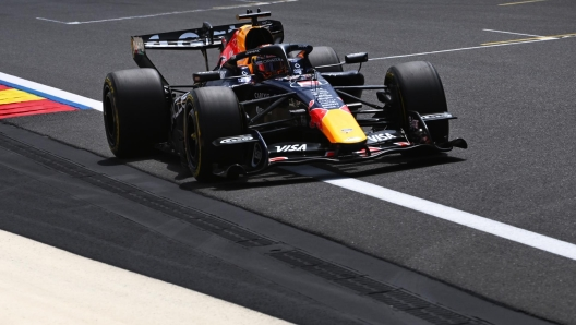 Infofatti's tweet photo. #Formula1 Libere 1 a Spa, ok #Verstappen. Poi le #Ferrari di #Hamilton e #Leclerc. Prima sessione in Belgio con l'olandese della Red Bull davanti alle rosse di Lewis e Charles. Quarto #Hadjar e quinto #Piastri. #Antonelli inizia un po' a rilento: 6° precede #Norris e #Russell. https://t.co/Um6mJHqFfL