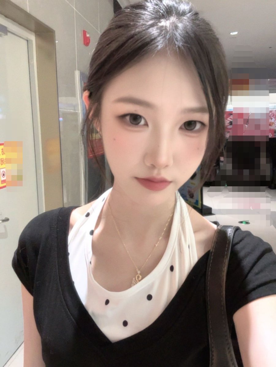 bitchjing's tweet photo. 美美的出门玩～ https://t.co/3sKtSKbcKP