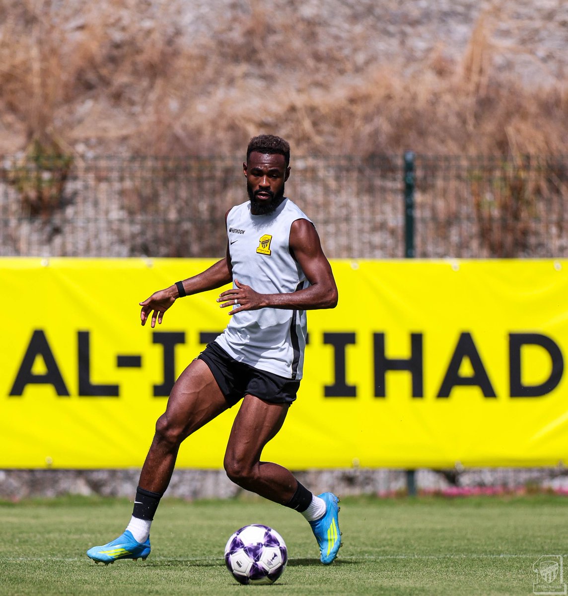 ittihad tweet picture