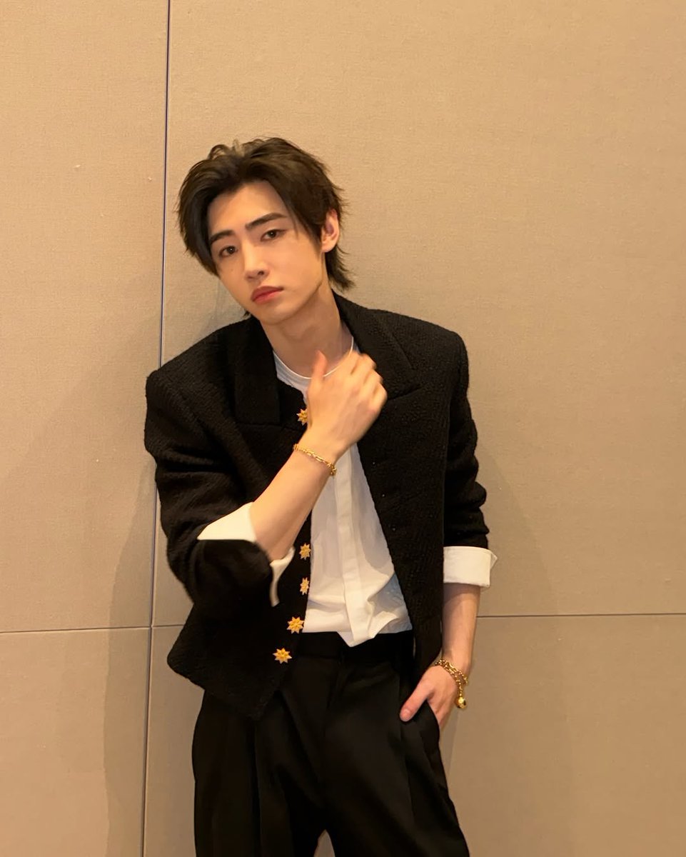 훈왼.org tweet media
