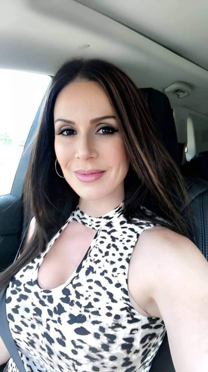 Reina Latina tweet media