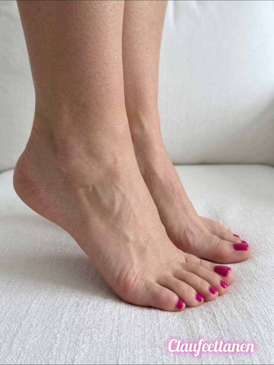 Goddess feettanenmex tweet media