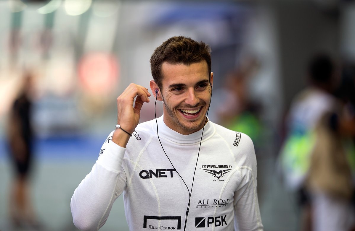 mexicogp's tweet photo. Hoy recordamos a Jules Bianchi ❤️🕊️

Talento puro, miembro de la Ferrari Academy y el piloto que con Marussia consiguió lo imposible en Mónaco 2014. Su legado vive en el Halo, el Virtual Safety Car y en el número 17 retirado para siempre. Siempre en nuestra memoria. https://t.co/e64C9iI5Nl