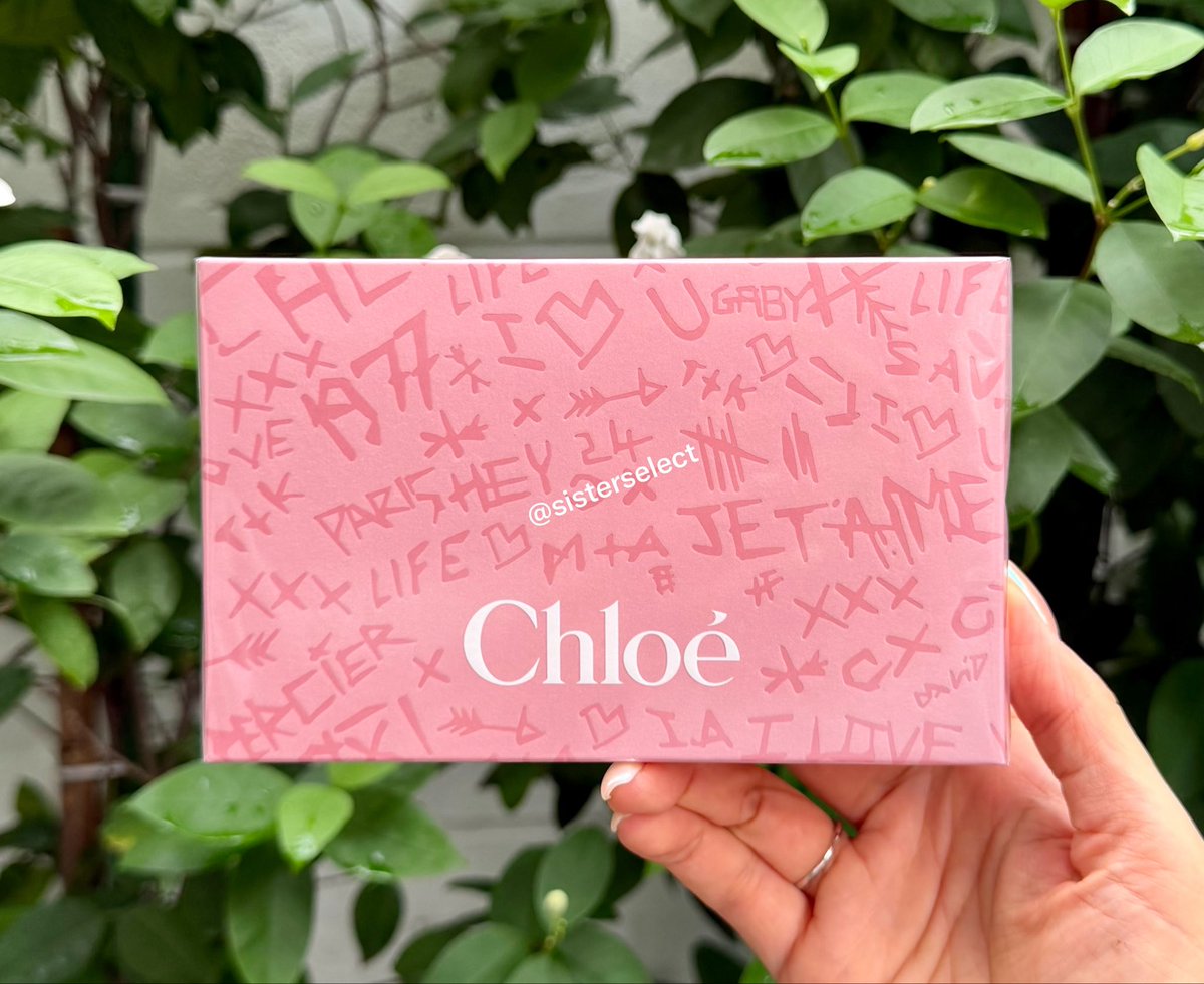 sister_select's tweet photo. โปร. 🔥 Set..ละ 2190 baht 🔥

เซตคู่ Chloe Eau de Parfum Duo Set (2pcs)

- Chloe EDP 20ml. 
- Chloe Momade EDP 20ml.
#ส่งต่อน้ำหอม #ส่งต่อchloe https://t.co/IGCjOzlwke