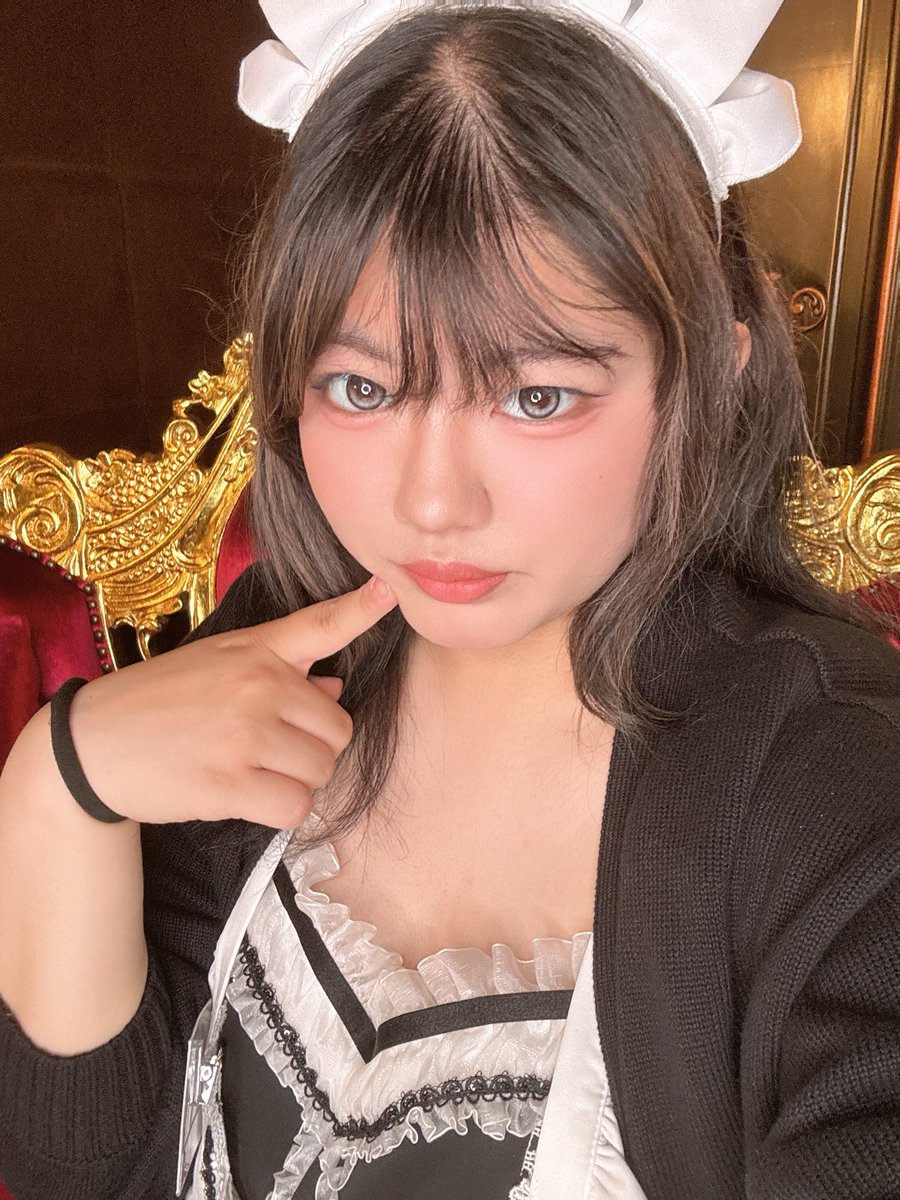 maison_rune1007's tweet photo. ラストまでいますよん！！
盛れないの悲しい😭😭😭😭
 #いいね返し  #自撮り界隈 https://t.co/RcOKhWTORW