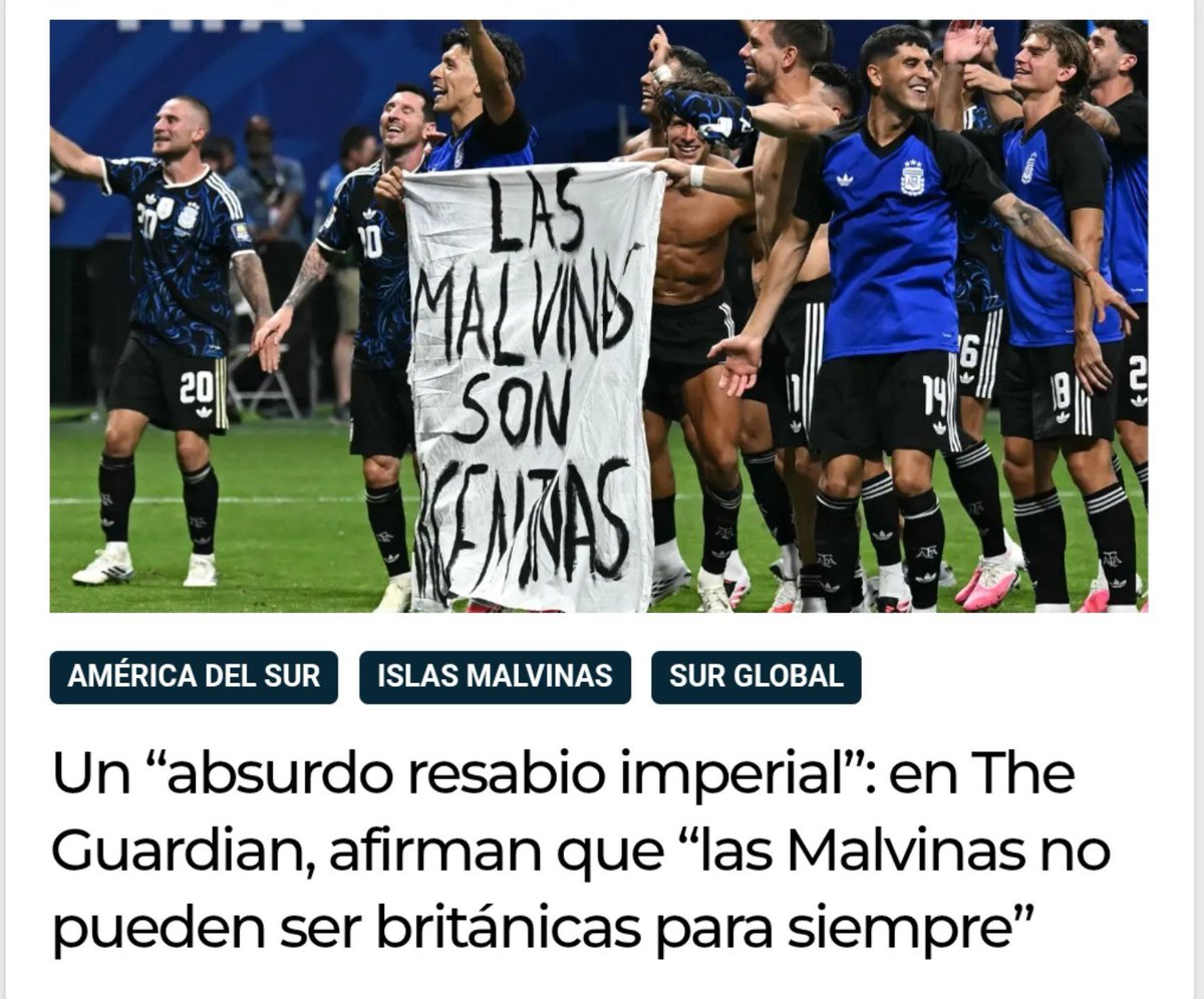 grcarmonac's tweet photo. Anteayer destaqué el valor de una nota en The Guardian que reflejaba el gesto malvinero de la Selección. 

Ahora, uno de sus columnistas destacados escribió del "absurdo resabio imperial" británico en Malvinas.

Les comparto lo que escribí de eso.

Otra vez, gracias muchachos! 🇦🇷

https://t.co/ZGzp0WsMDU