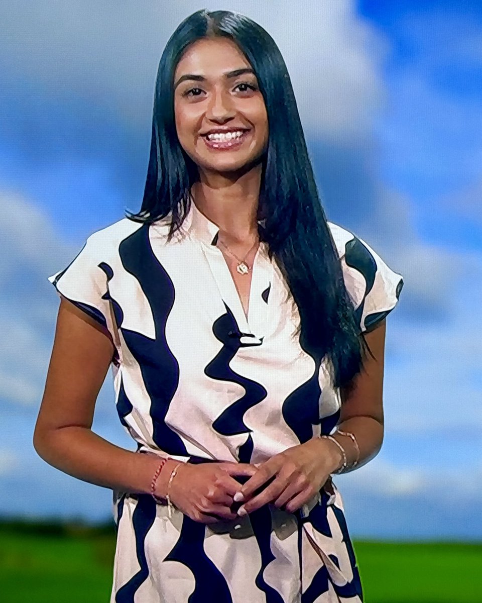 raymach1's tweet photo. ISHANI ๐งก
#IshaniMistry
#LookNorthWeather https://t.co/h4pmOtOdwV