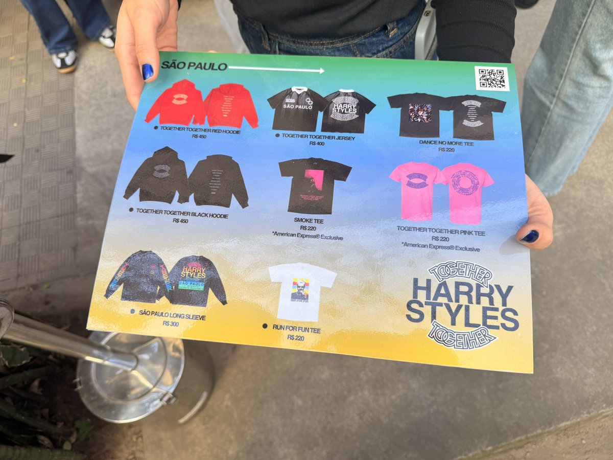 harrysbrasil's tweet photo. 🚨 Confira os itens e valores do merch oficial da Pop-Up do Harry Styles em São Paulo! https://t.co/bocCCZmp4Z