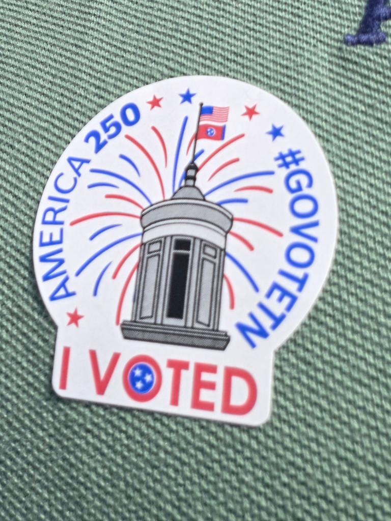 real_chimsyn's tweet photo. We did it again!
Tennessee https://t.co/LcnSg08cb6