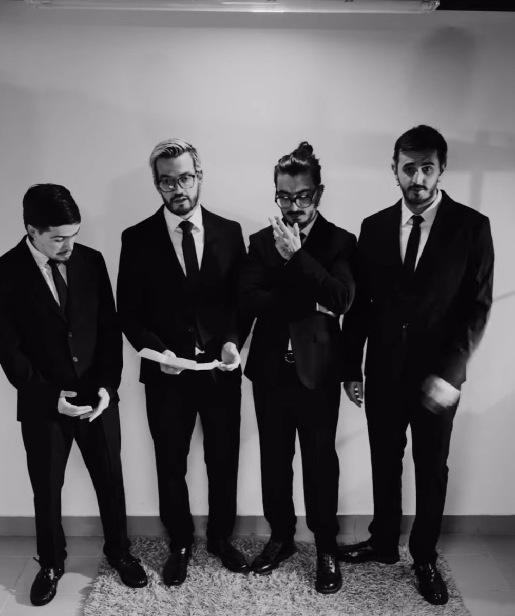 fandelolindo's tweet photo. BUENOS DÍAS, Y QUE VIVAN LOS HOMBRES

(sólo los Morat) https://t.co/wt2u5iyFci