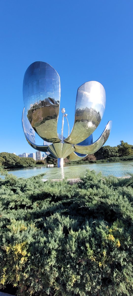 seIfreflections's tweet photo. Vou deixar umas fotinhas que tirei nessa viagem tão incrível https://t.co/0D0NX1FtZP