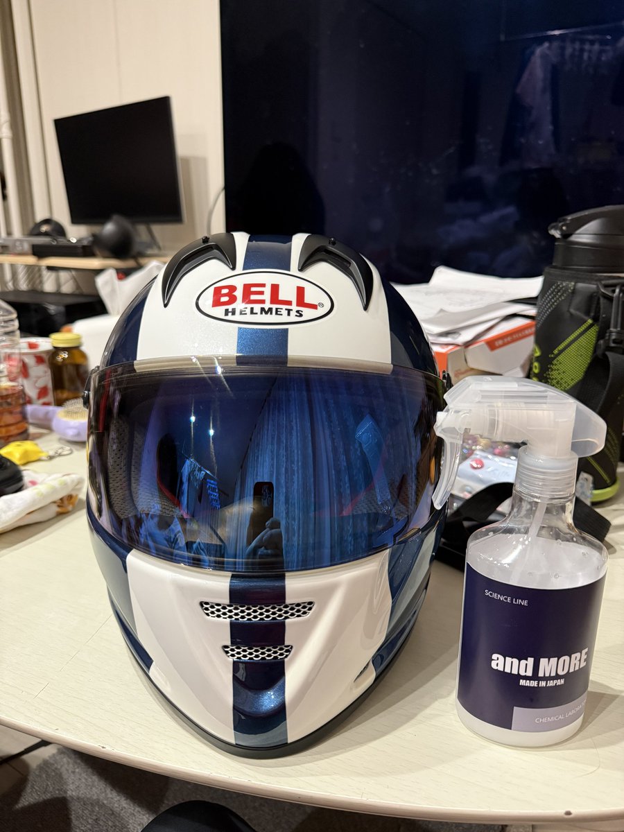 n_tRX8's tweet photo. アルト洗車からのヘルメットにコーティング
LilさんのVeilからのLumea
最近アルトはこの組み合わせ
ヘルメットはand MORE
これで明日のカートやる気アップ💪
#Lil_Detail_lab
#Veil
#Lumea
#and_MORE https://t.co/QB08woeZXR