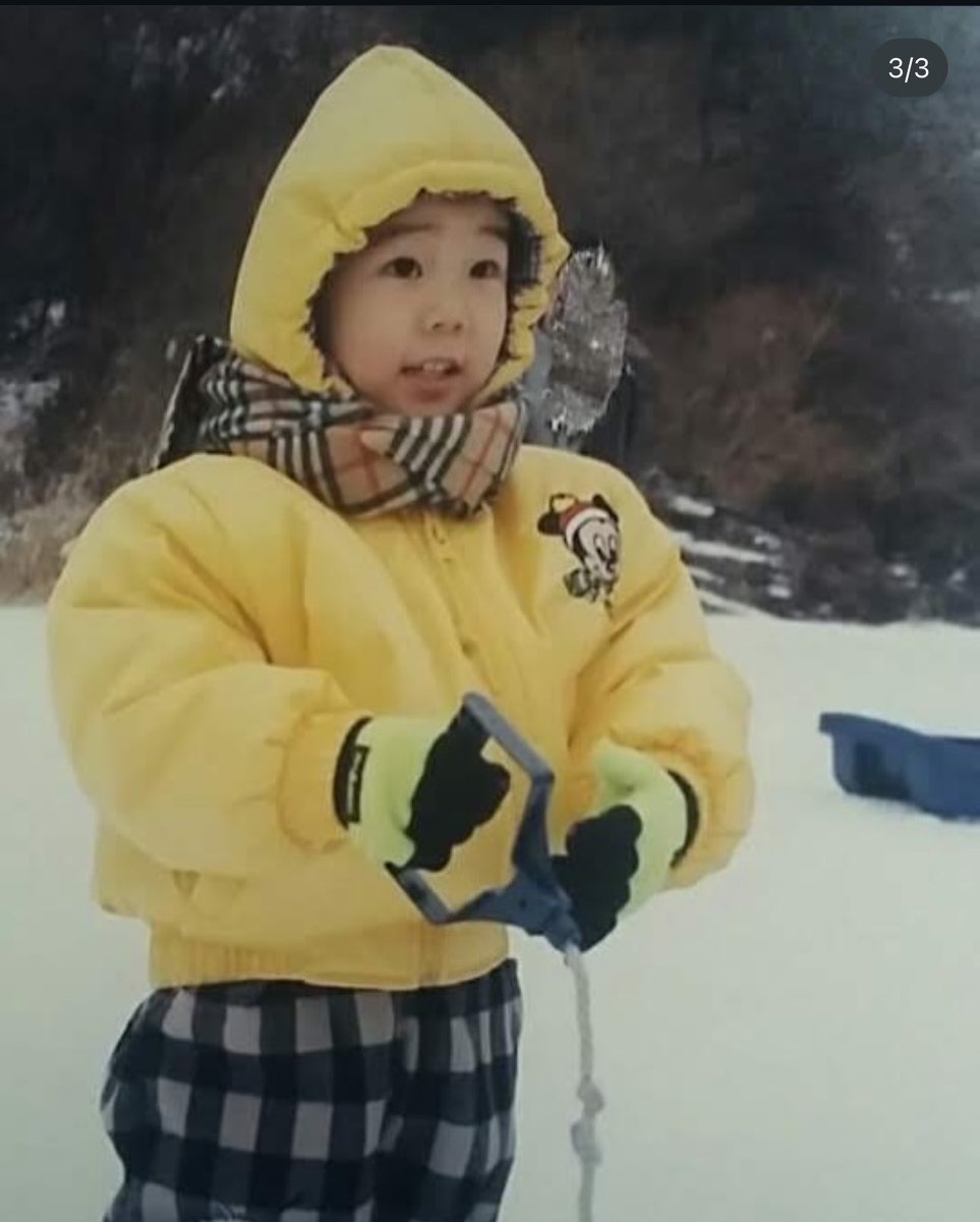 DoWonSunJaeYoun's tweet photo. A young boy full of wonder 🥹

“Live life to the fullest when you have plenty of time. Practice more, study more, and above all, have fun as hard as you can." https://t.co/4i4w0rWku9