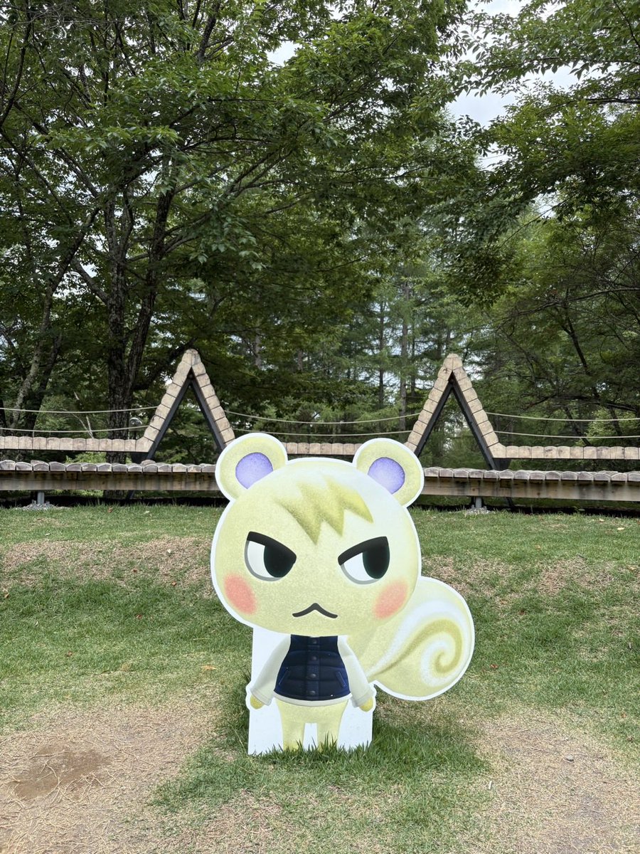 Xijx_l's tweet photo. どうぶつの森からの霧ヶ峰登りました https://t.co/rKRMyYjCul