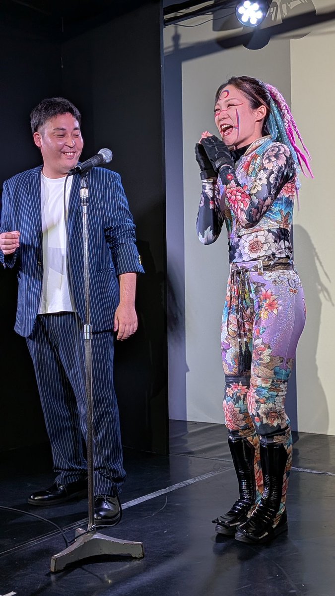 wata321go's tweet photo. @x89BYJ7pooH3peK ネタも楽しかったし、イベント全体も面白かった…🤣🤣🤣
お疲れ様でした！ https://t.co/rG2A8N3uw0