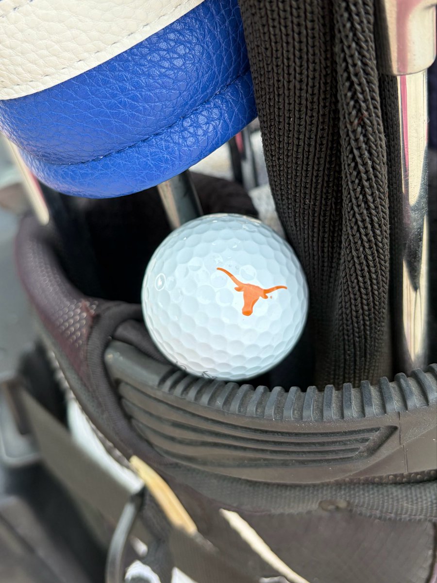 CurtisSports91's tweet photo. Thanks @Titleist for the custom balls ⛳️ #91Strong https://t.co/FA81wIf48e