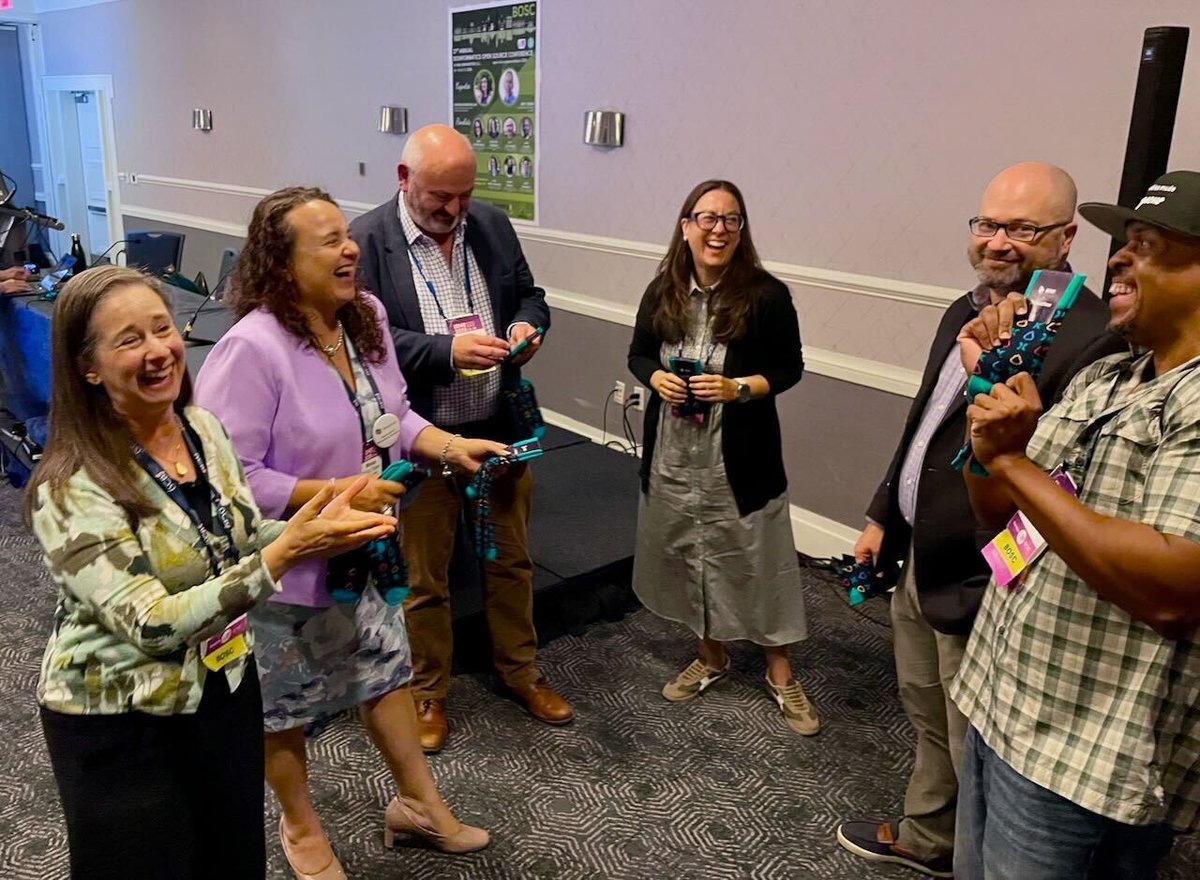 SeqeraLabs's tweet photo. What a week at #ISMB2026 in Washington!🇺🇸 Great conversations on @Nextflowio, agentic science, and hearing how teams are approaching bioinformatics at scale. https://t.co/yAL7oC1bR7