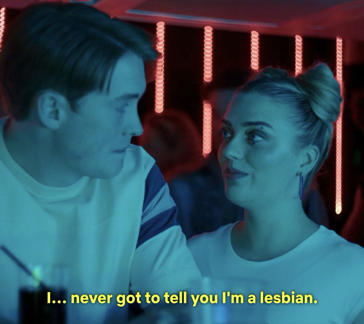 hamilkina's tweet photo. im gonna fucking kill myself. imogen heany you’re gonna be SO IMPORTANT for little girls i just know it🥲❤️‍🩹 #heartstopperspoilers https://t.co/o9TBlK0pdI