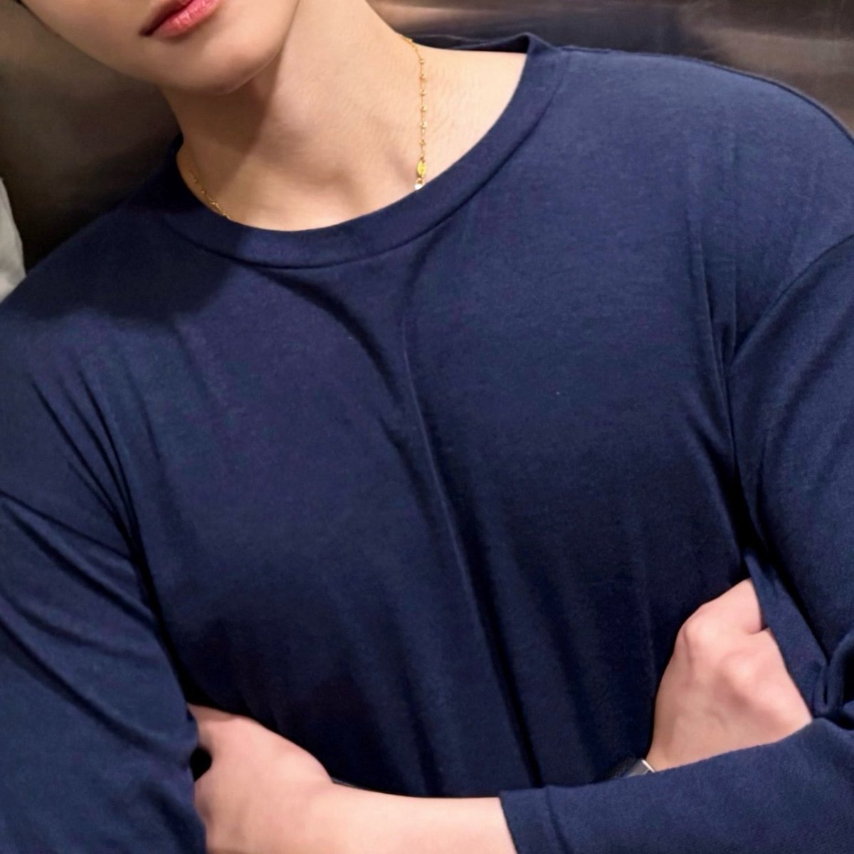813films's tweet photo. jaemin’s mercedes benz chest https://t.co/cxWb7Jw5CO