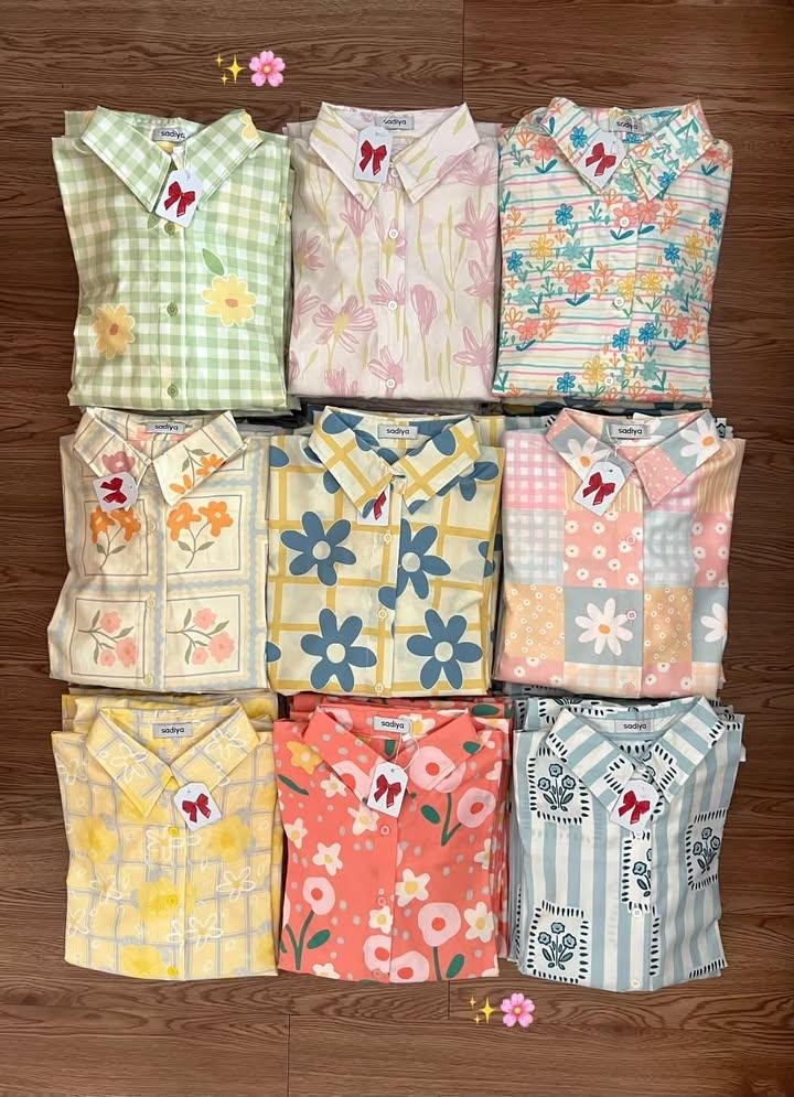 akunhida's tweet photo. AKHIRNYAAA..... NEMUIN OUTFIT GONJRENG TAPI TETEP STYLIST😭👊
outfit warna kaya gini tuh bikin kliatan ceria, cheerfull, pokoknya kaya membawa kebahagiaan
kamu tim warna warni atau yang netral aja? https://t.co/MCH1YqlEpT