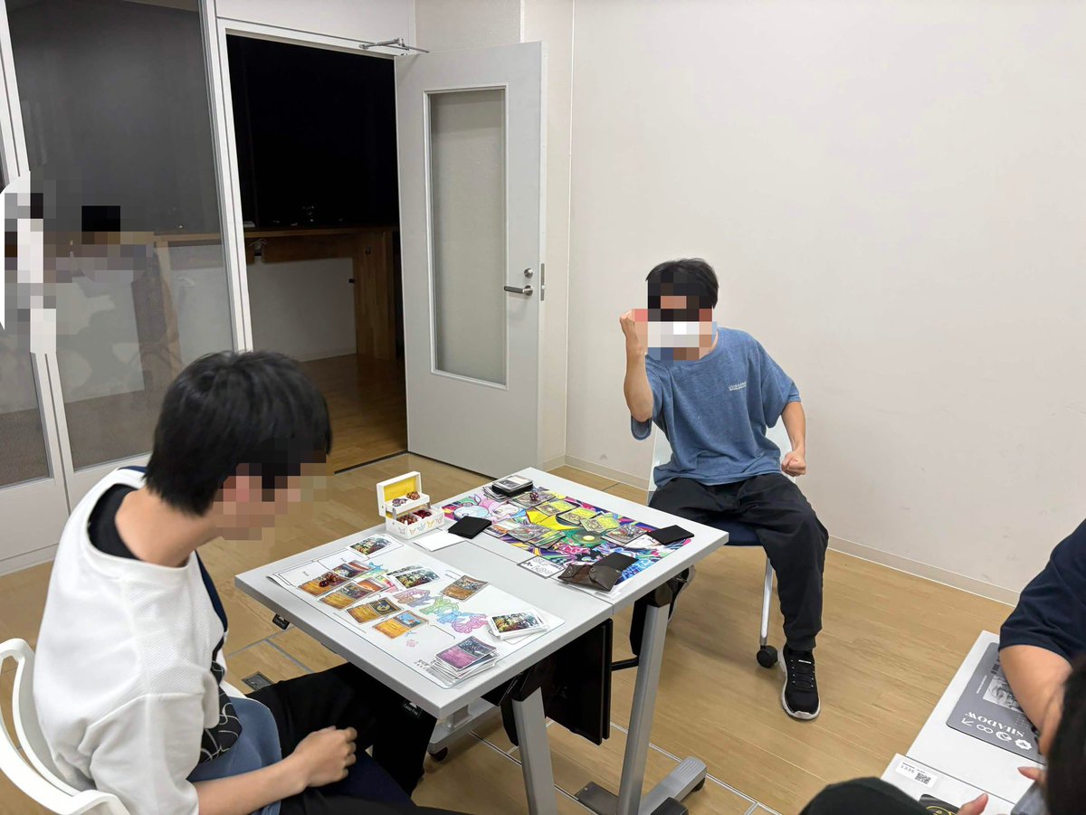 teu_poke's tweet photo. 本日は部内戦「ミステリーカードバトル2」を行いました！

以下は全勝者です！
おめでとうございます！
1位：参加させろ
2位：ひろし
（※敬称略）

次回の活動は講義実験棟303で月曜19時から部内戦「ガチダブルバトル！」を行います！
是非お越しください！

 #てうぽけ活動チュウ https://t.co/1Wahvrq9mA