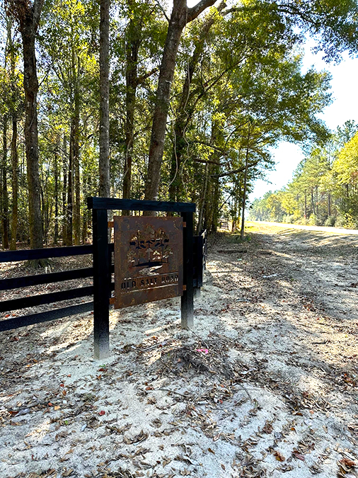 RaydientRural's tweet photo. Only 5 lots remain at Old Salt Road in Covington County, AL! 

Located near Andalusia, this rural community offers lots ranging from +/-11 to 18 acres.

Learn more: https://t.co/qcf3yERnAw https://t.co/u2djJ8n9WJ