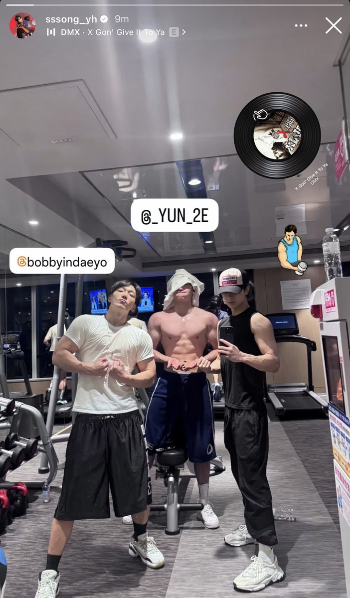songyunhyeongTH's tweet photo. [ update 17.07.26 ] #SYHIG

ยุนฮยองลง STORY IG ไปออกกำลังกายกับบ๊อบบี้และดงยุน (คุณเมเนเจอร์) ไอค่อนเราแข็งแรงกันทุกคนเลยนะคะ 💪🏻✨

#송윤형 #SONG #YUNHYEONG #ซงยุนฮยอง https://t.co/sfT2RjMluV