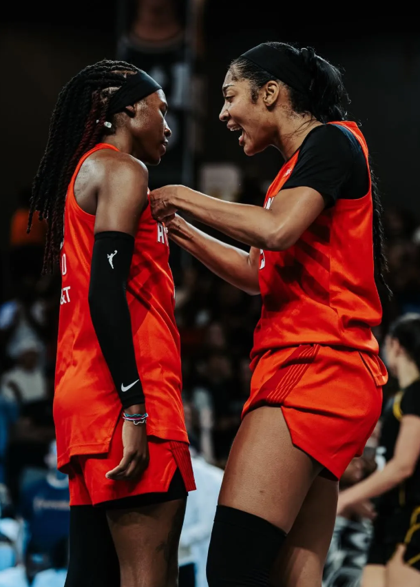 iriscentral_'s tweet photo. IT'S GAME DAY 🎉 https://t.co/OItPZSbSd1
