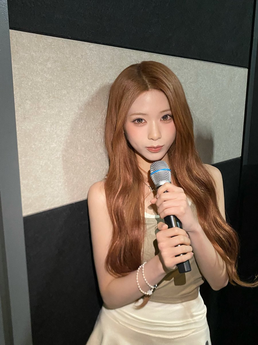 RESCENE ZENA 제나 tweet media