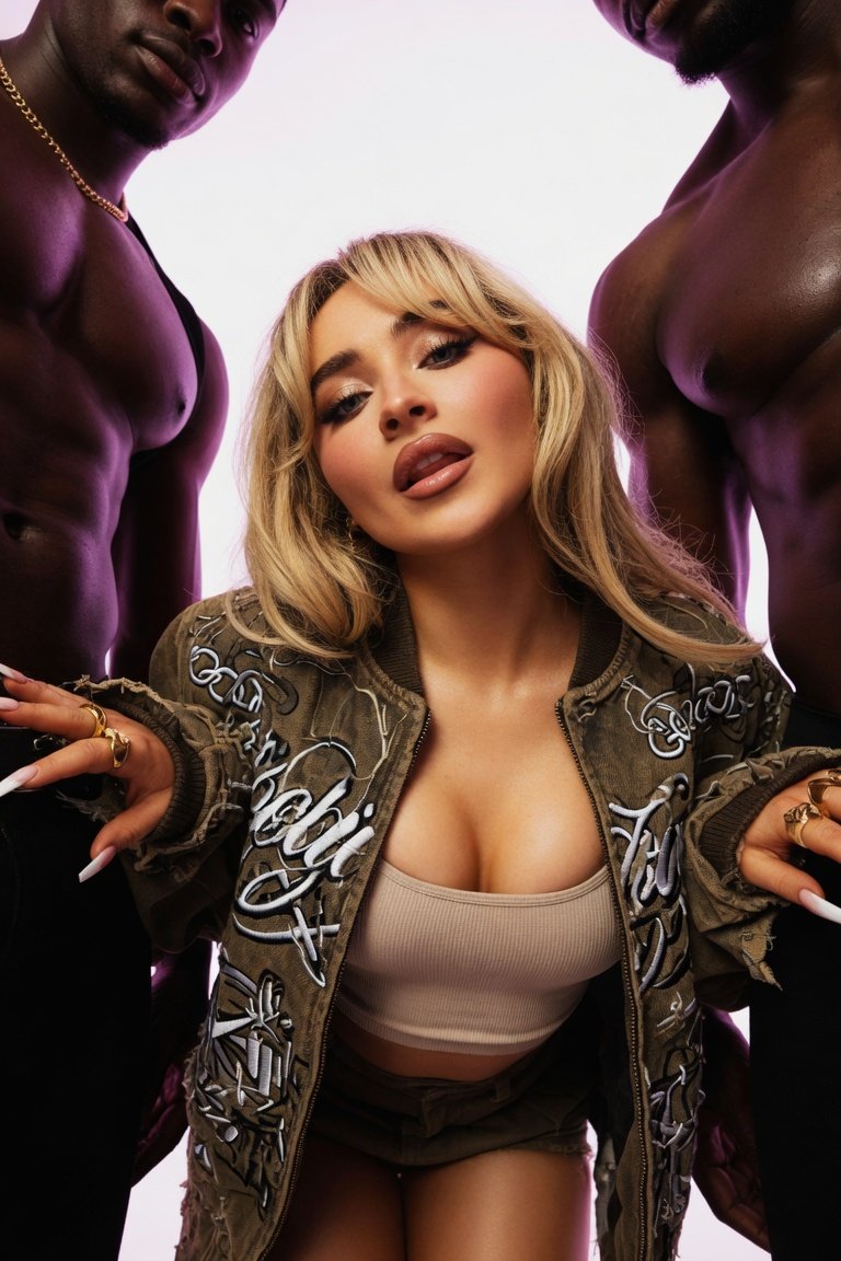 JDeorginall's tweet photo. The new Sabrina music video is really different 👀 https://t.co/LgRqVhI8o8